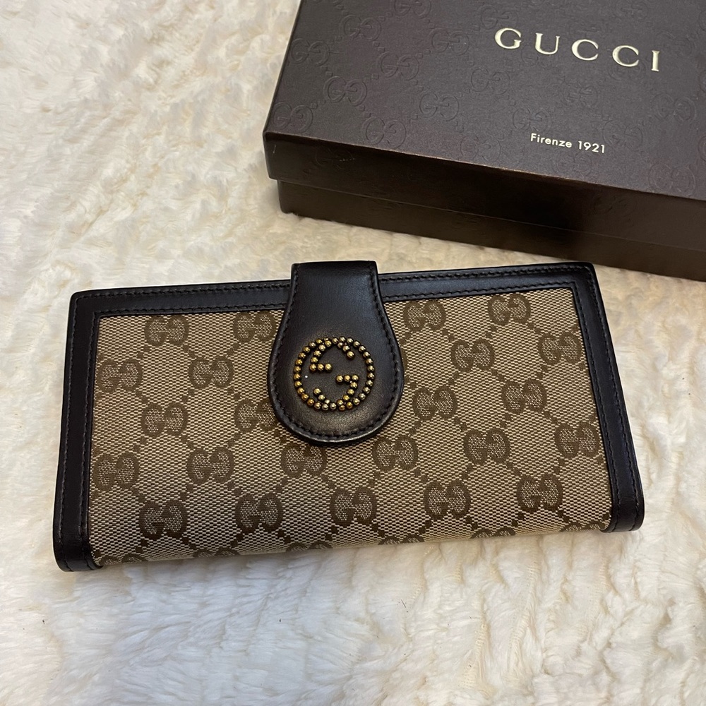 limited edition GUCCI studded interlocking G continental wallet